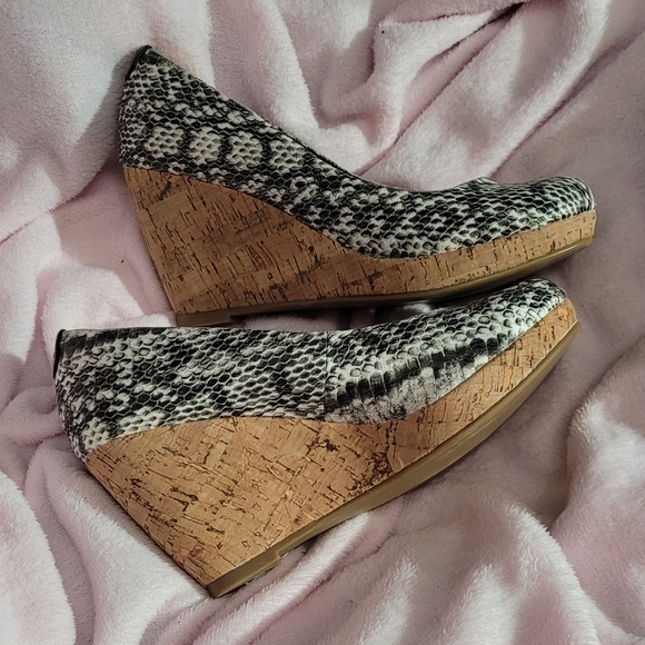 Pegabo Wedges - Picture 4 of 8